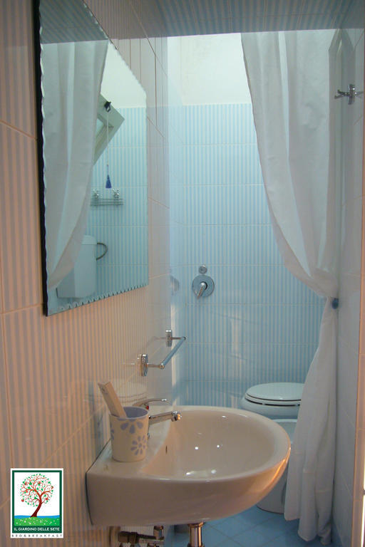Bed and Breakfast Il Giardino Delle Sete à Mesagne Chambre photo